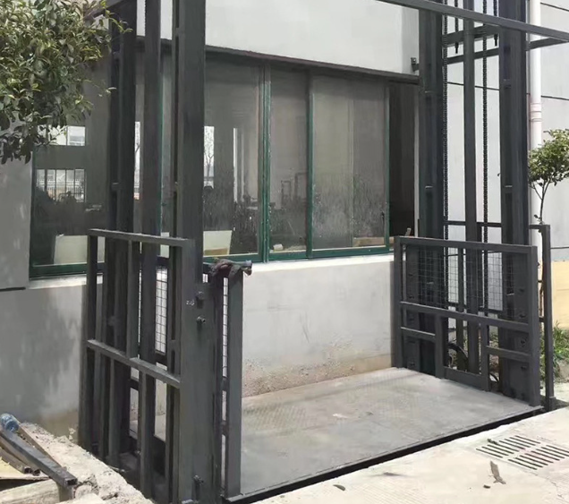 白沙导轨式施工升降机助力民生工程提速增效